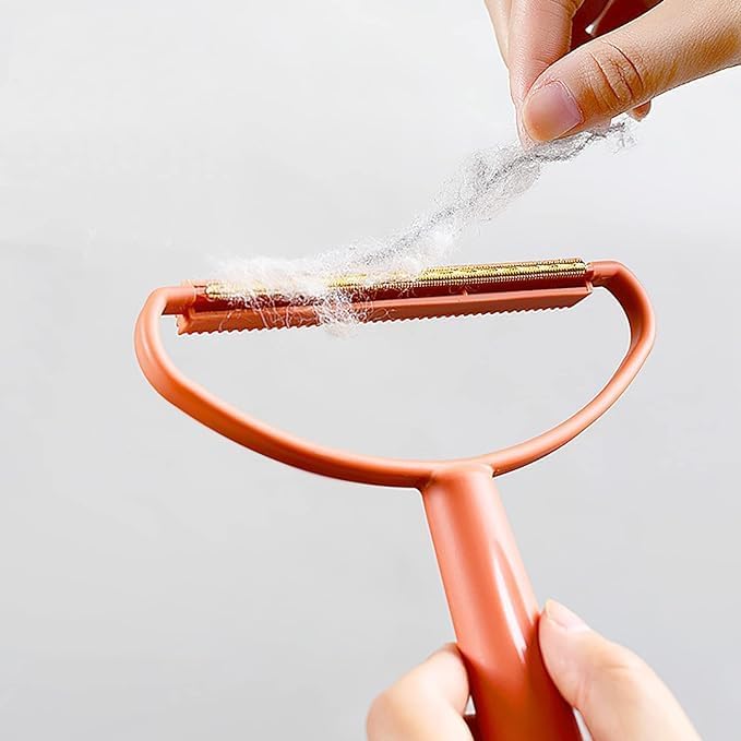 Lint removal brush